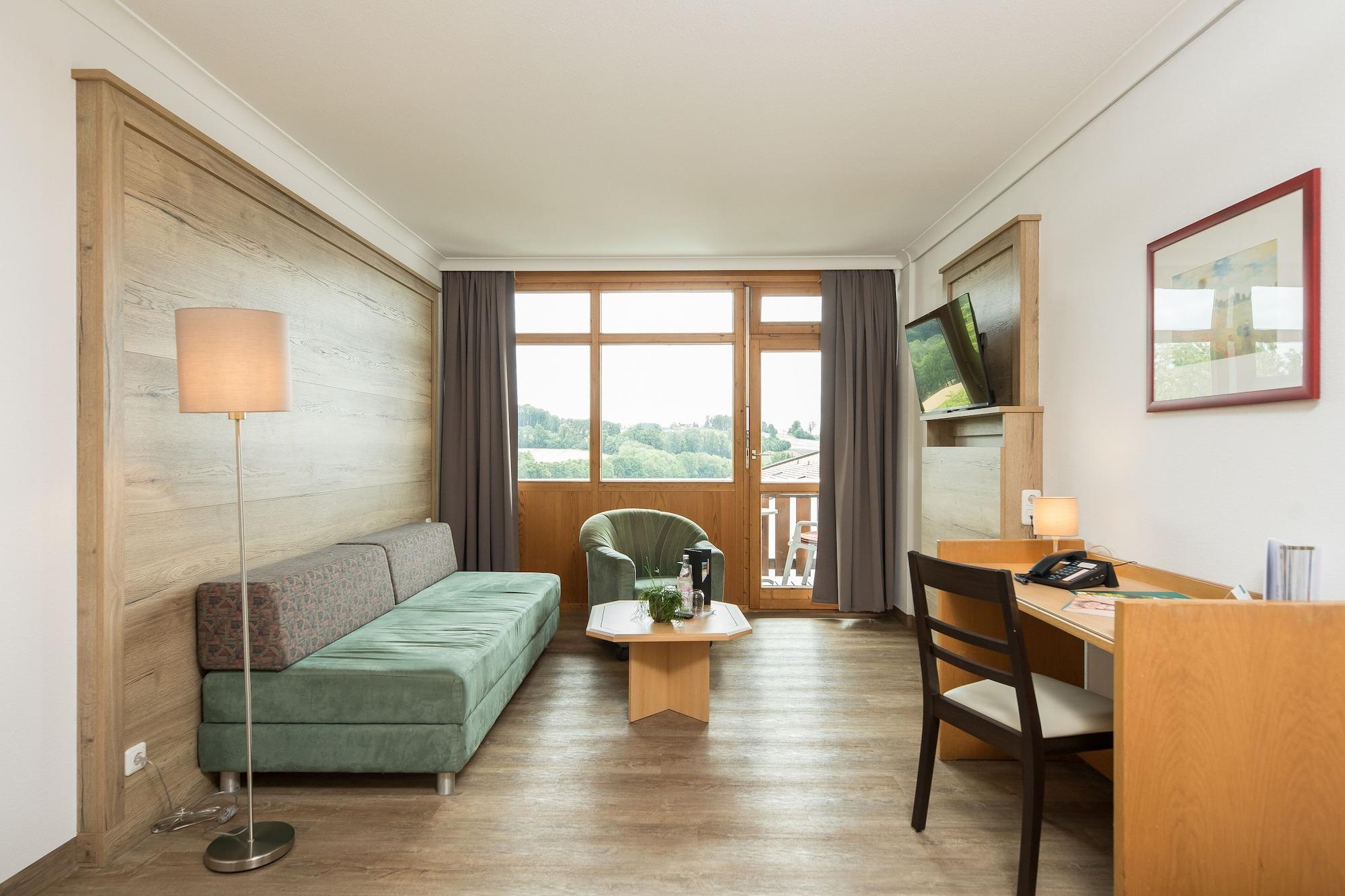 Aktivital Hotel บัด กรีสบาค ภายนอก รูปภาพ
